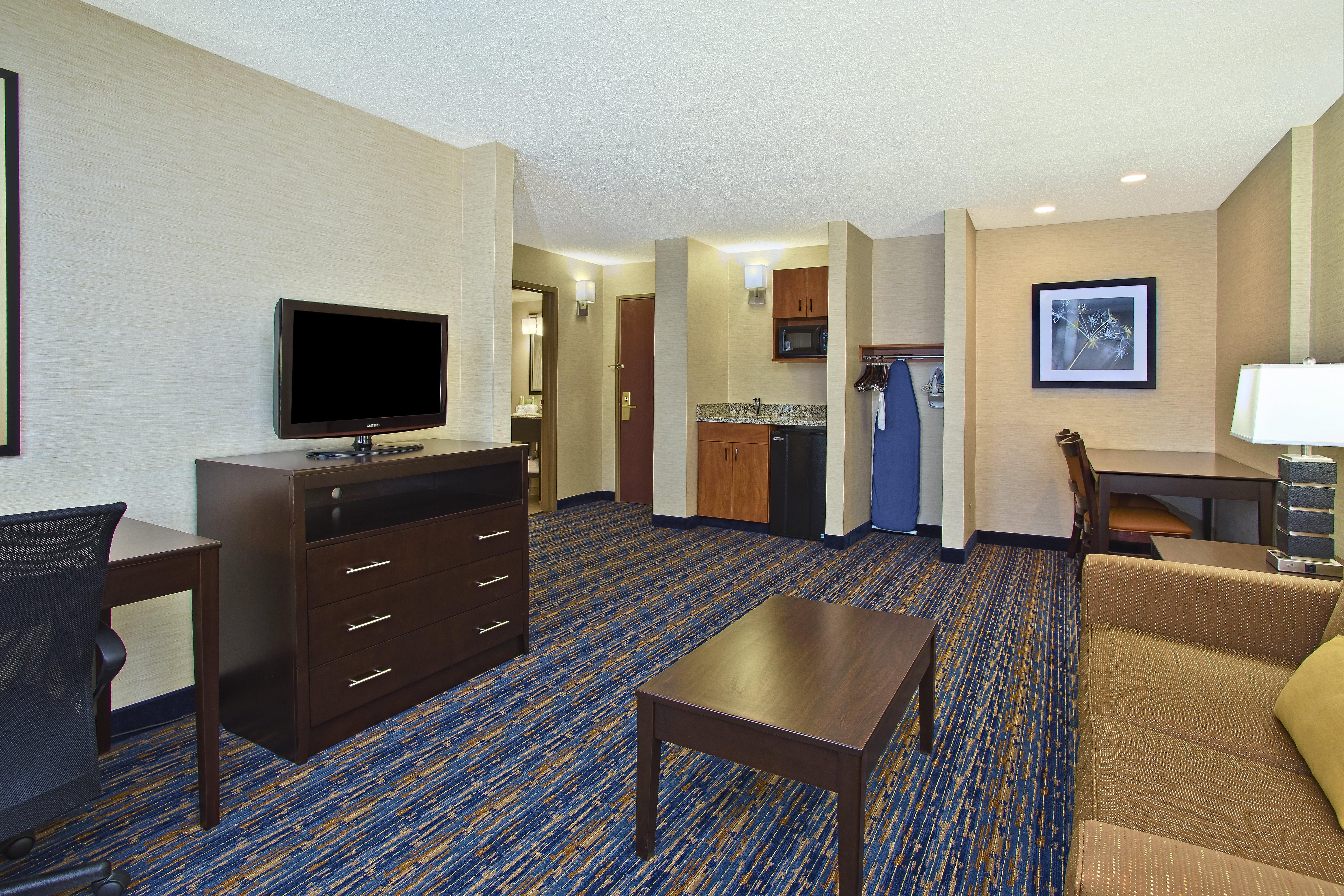 Holiday Inn Express And Suites Pittsburgh West Mifflin By Ihg Экстерьер фото