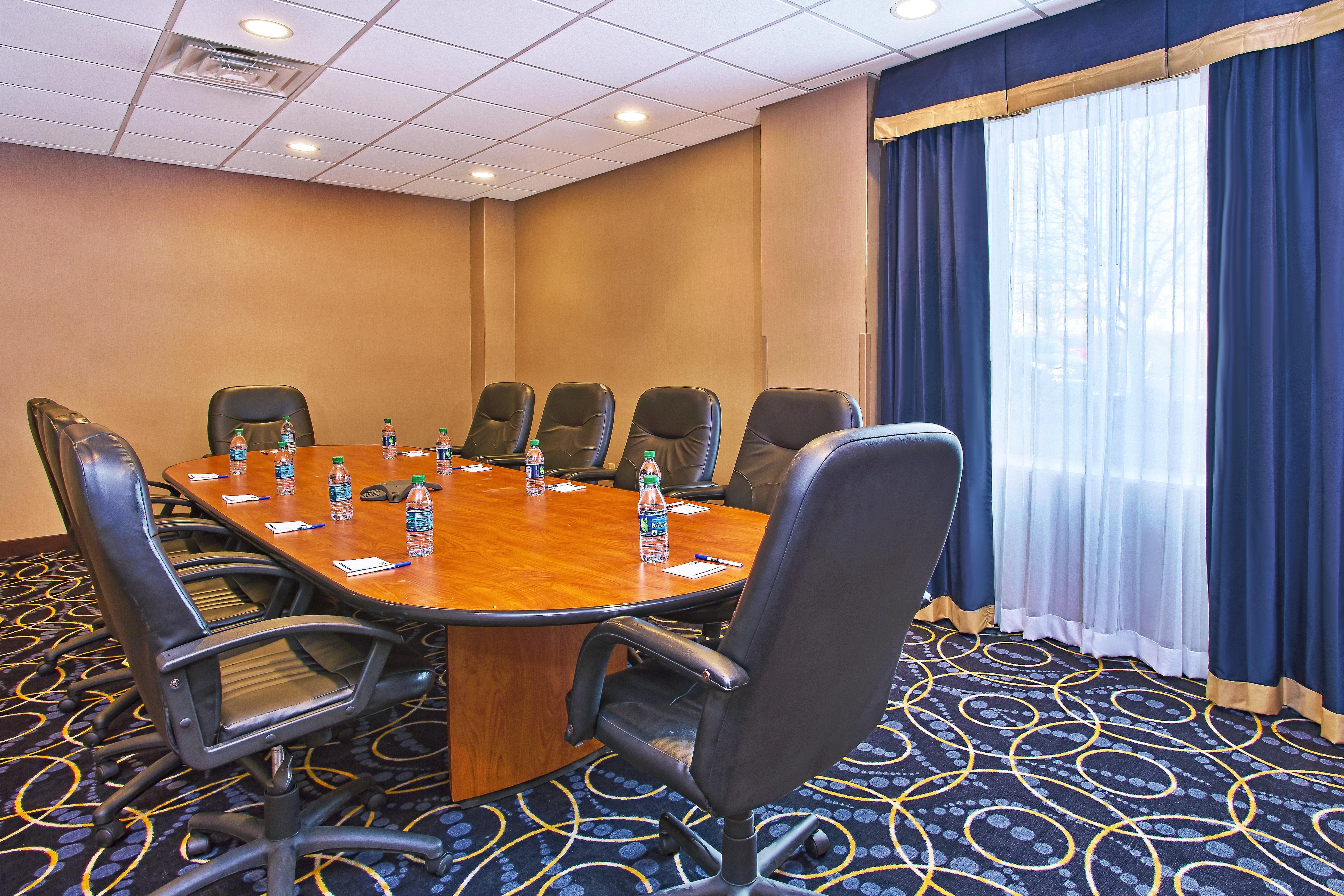 Holiday Inn Express And Suites Pittsburgh West Mifflin By Ihg Экстерьер фото