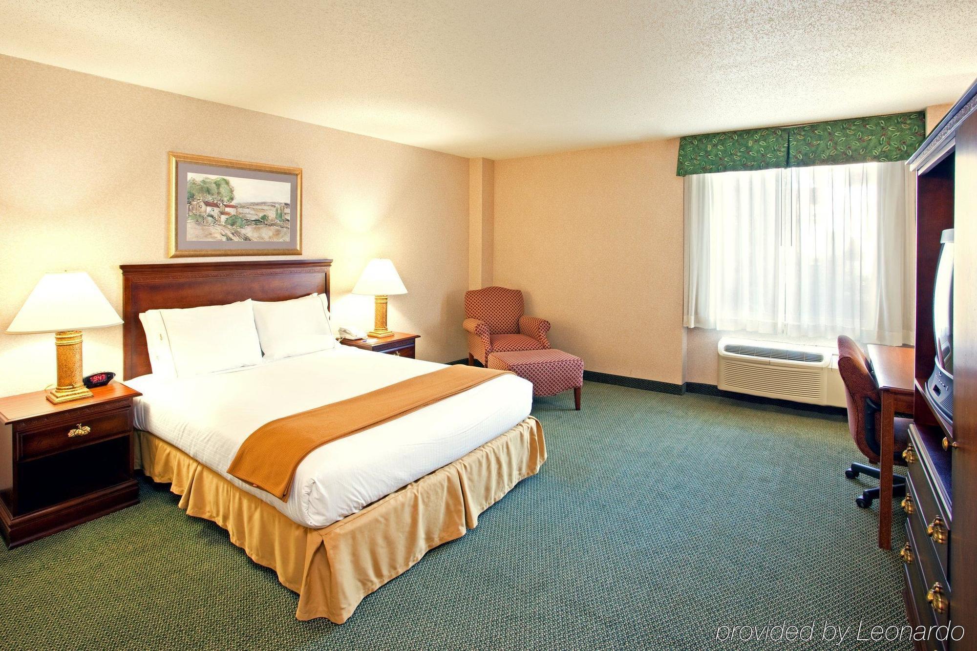 Holiday Inn Express And Suites Pittsburgh West Mifflin By Ihg Экстерьер фото