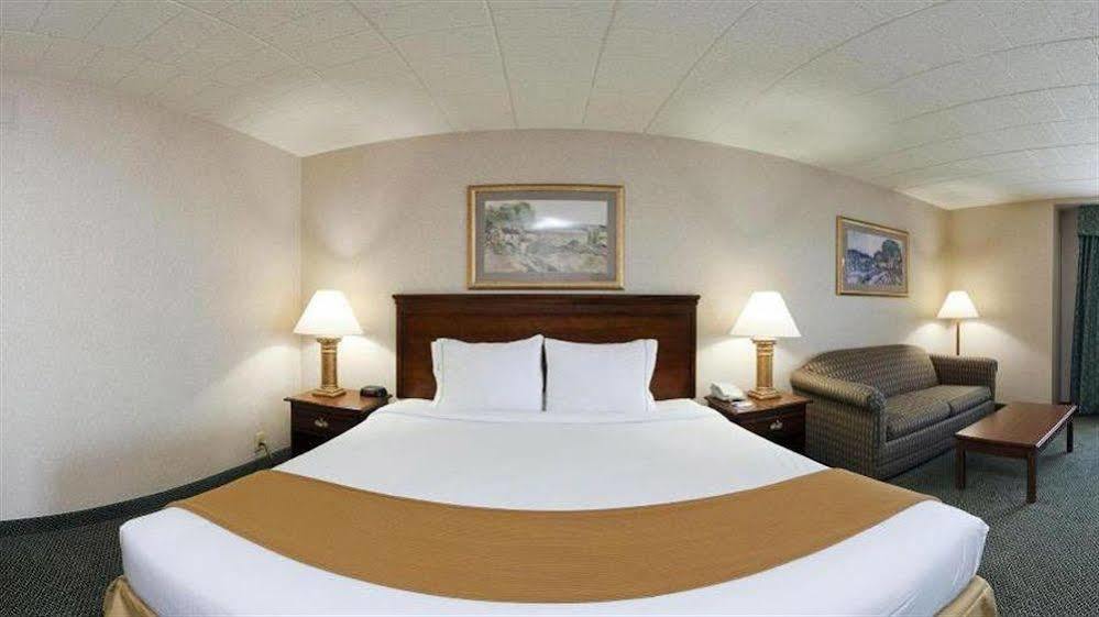 Holiday Inn Express And Suites Pittsburgh West Mifflin By Ihg Экстерьер фото